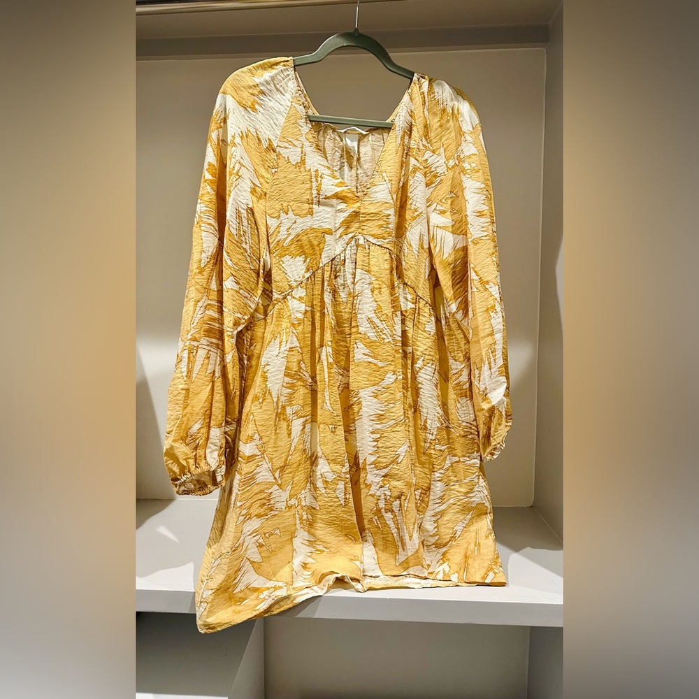 H&M Gold Pleated Tiered Sundress with Bishop Sleeves